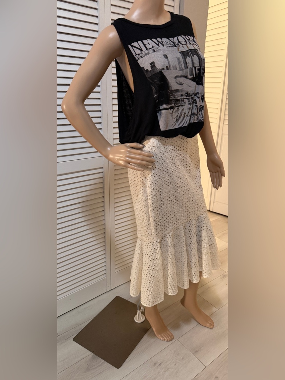 ALEXANDER MCQUEEN Ivory Eyelet Flounce Midi Skirt IT 42